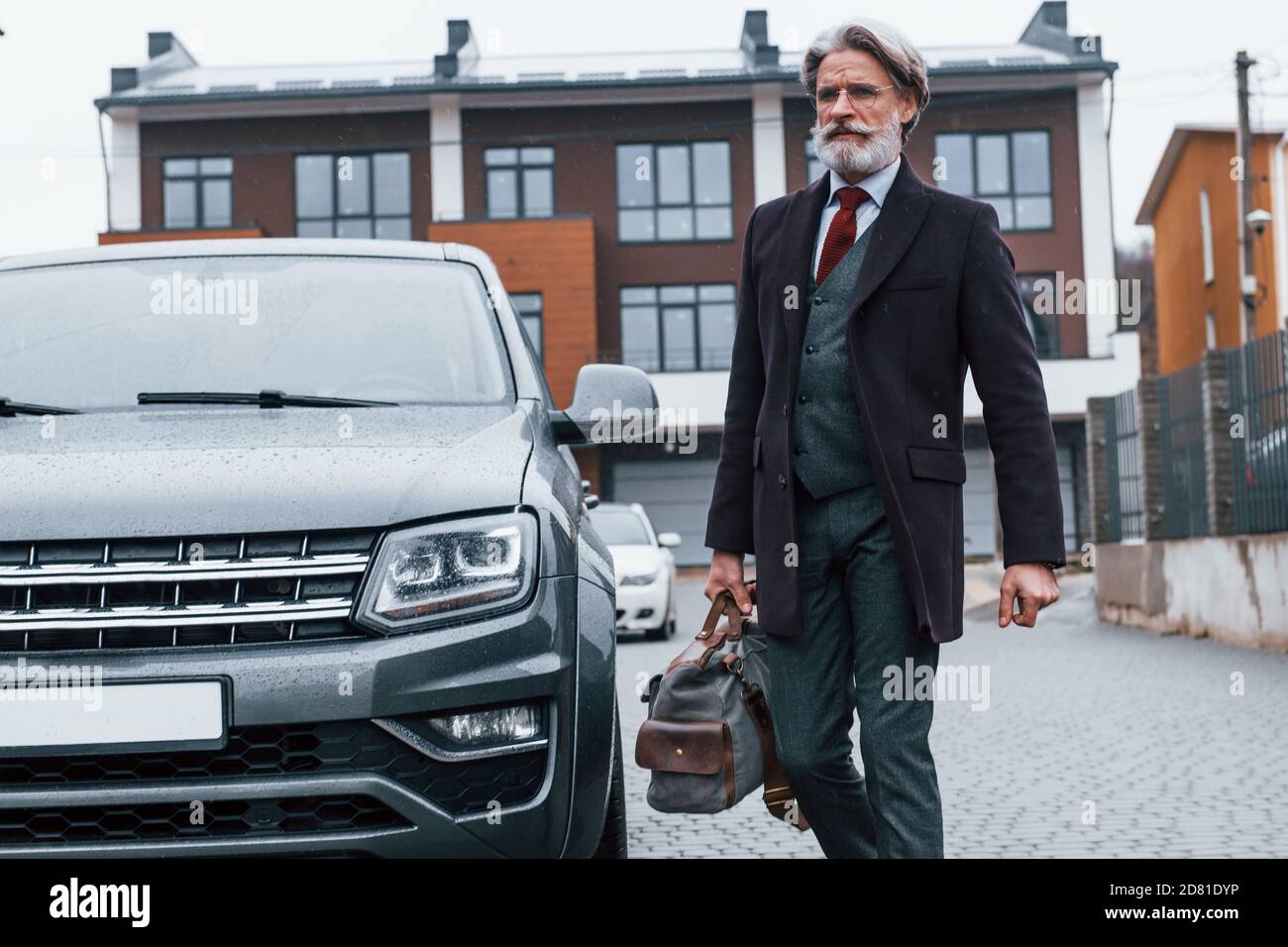 Rich man car bag hi-res stock photography and images - Alamy