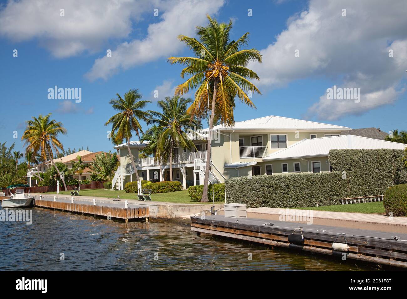 Luxury houses on the Grand Cayman island Stock Photo Alamy