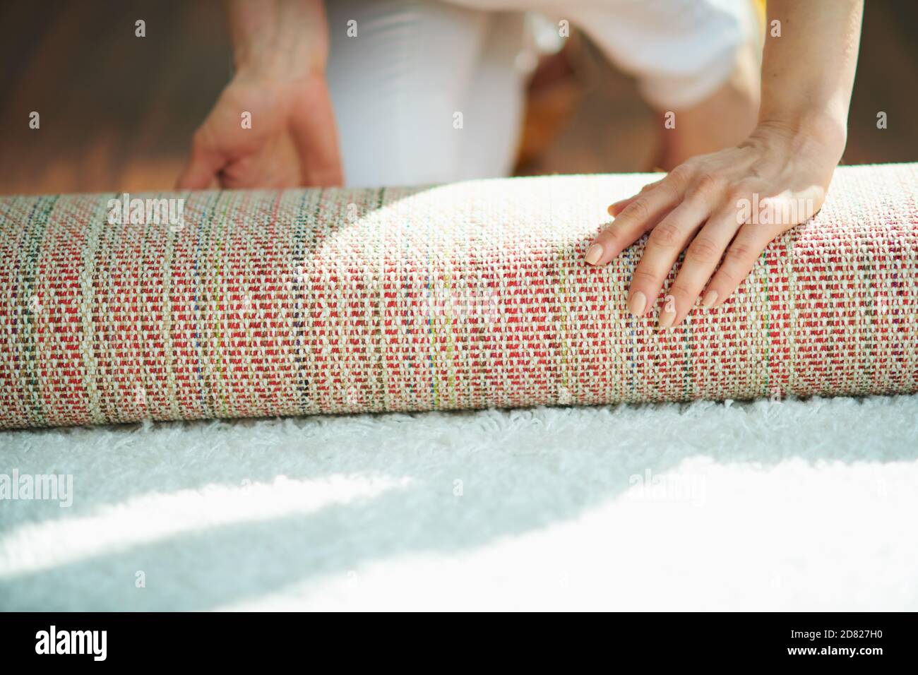 Carpet fitting hires stock photography and images Alamy