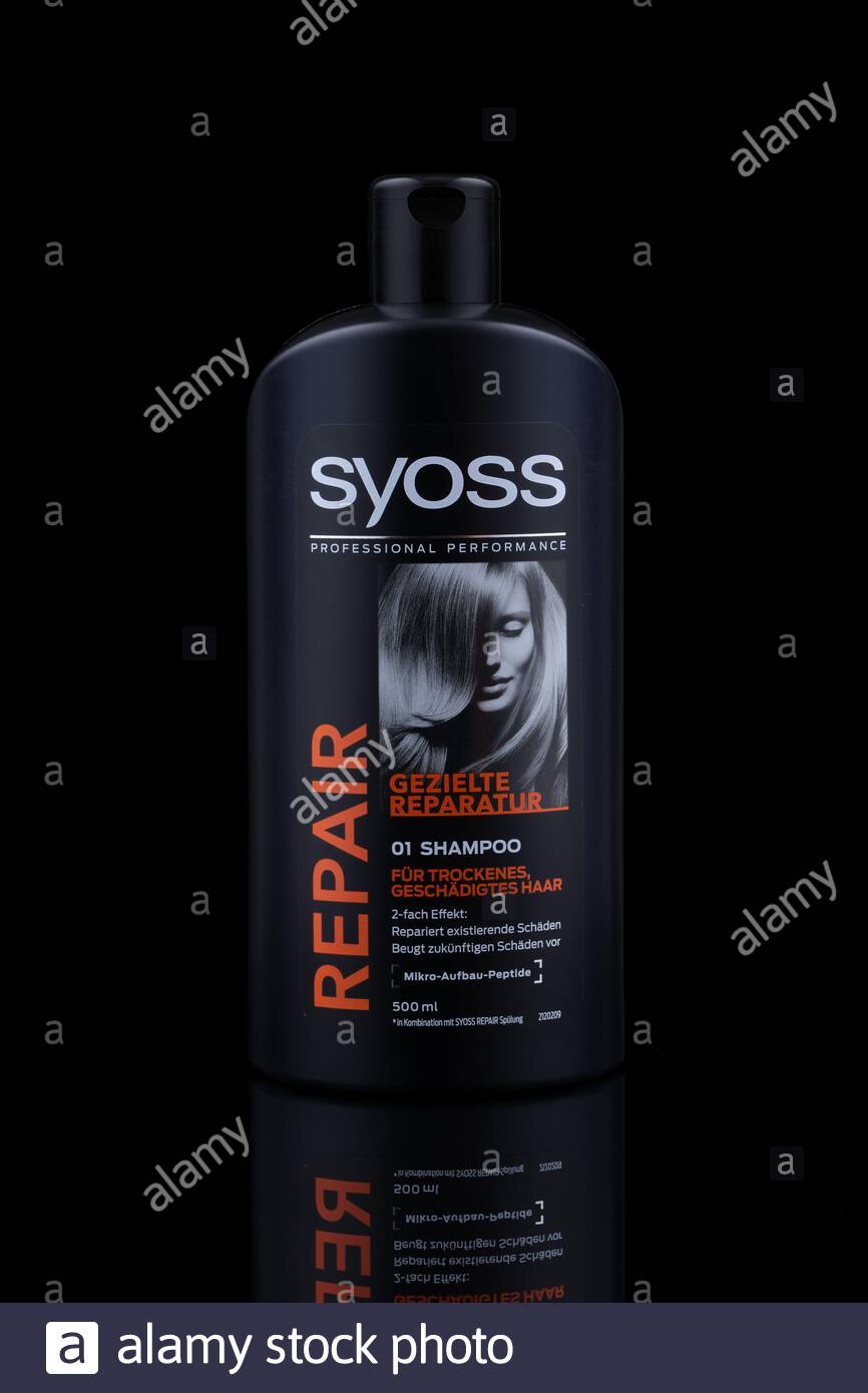 Hair Conditioner Female High Resolution Stock Photography And Images Alamy