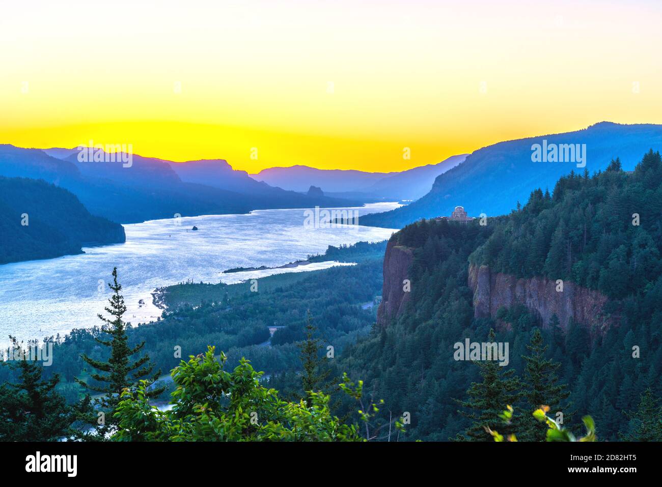 Columbia River Sunrise, OregonUSA Stock Photo Alamy