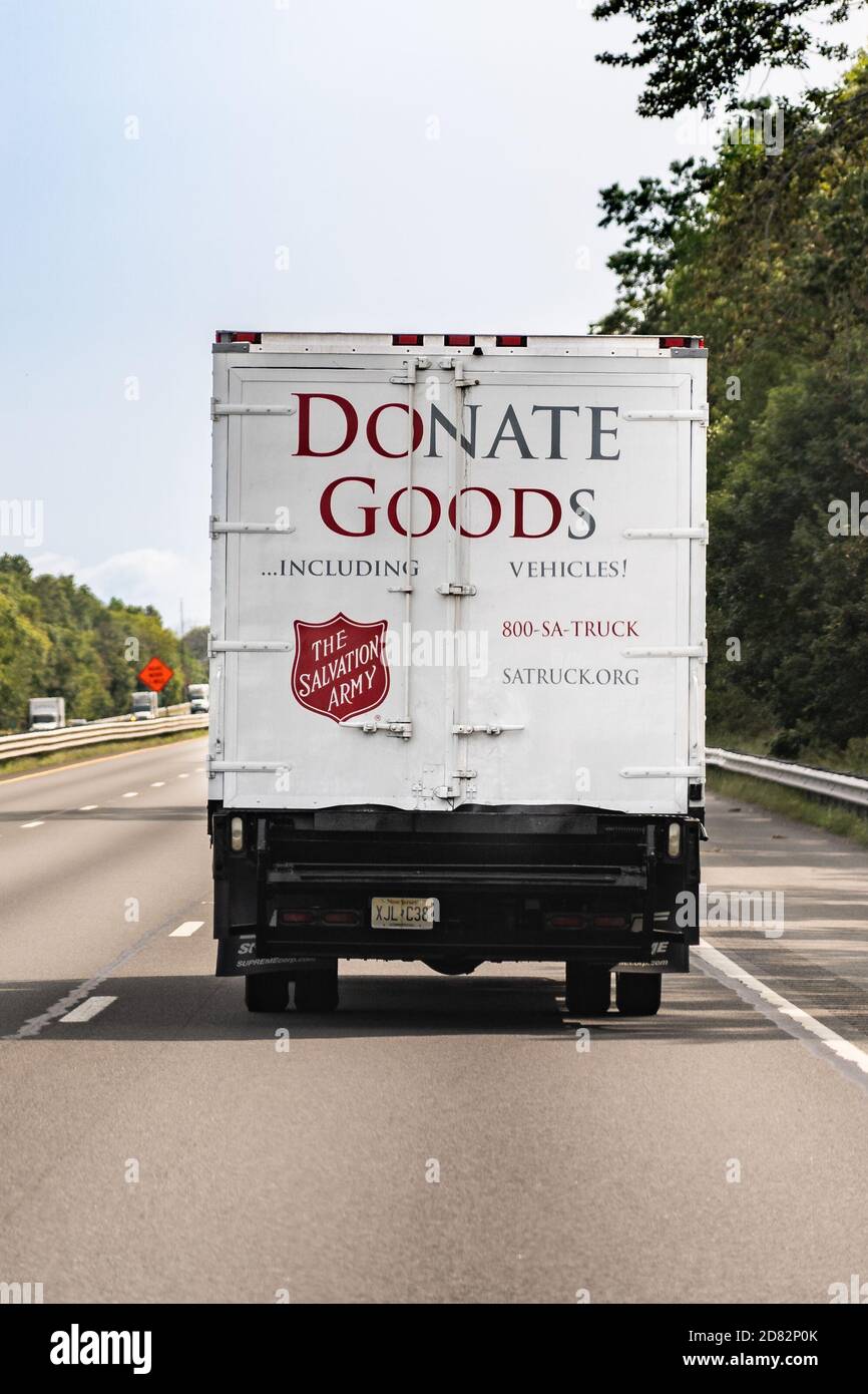 Fairfield Nj Sept 14 2020 Salvation Army Truck Driving On Rt 80 The Salvation Army Is An International Charitable Organisation Stock Photo Alamy