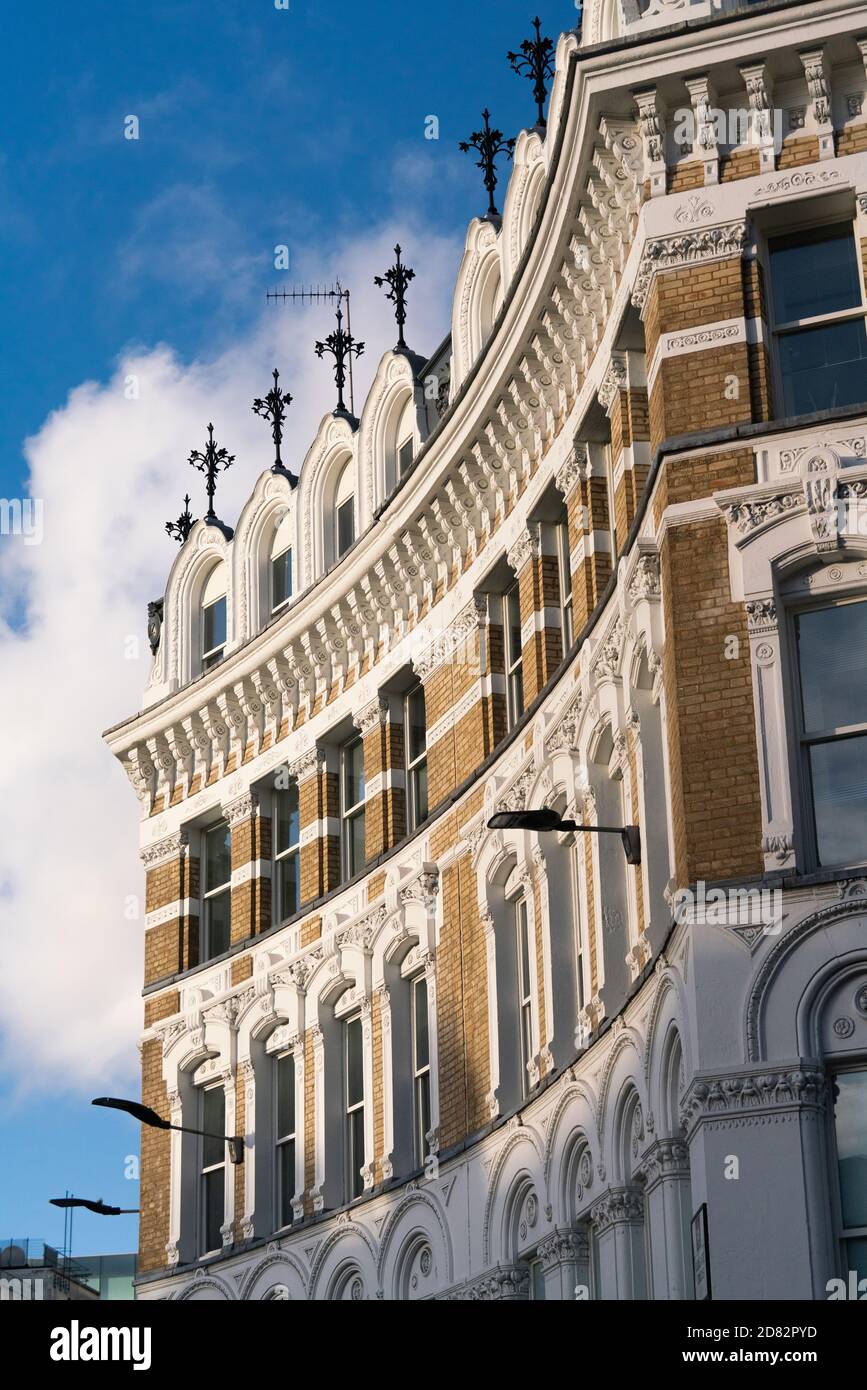 Gate house, one Farringdon Street Stock Photo Alamy