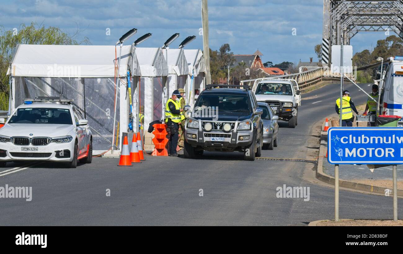Mulwala, New South Wales / Australia - September 5 2020: NSW Police border crossing into Mulwala from Victoria Stock Photo