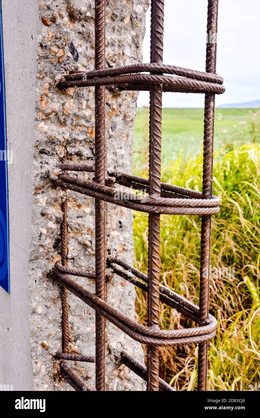 concrete reinforcing mesh structure Stock Photo Alamy