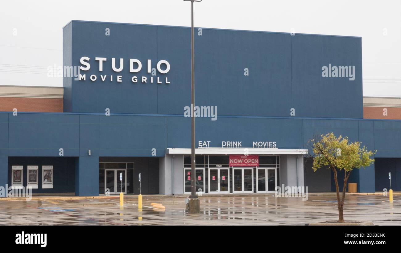 Dallas, USA. 26th Oct, 2020. A Studio Movie Grill is seen in Dallas, Texas, the United States, on Oct. 26, 2020. U.S. dine-in movie theater chain, Studio Movie Grill, has filed for Chapter 11 bankruptcy protection last Friday after the COVID-19 epidemic kept audiences away. Credit: Dan Tian/Xinhua/Alamy Live News Stock Photo