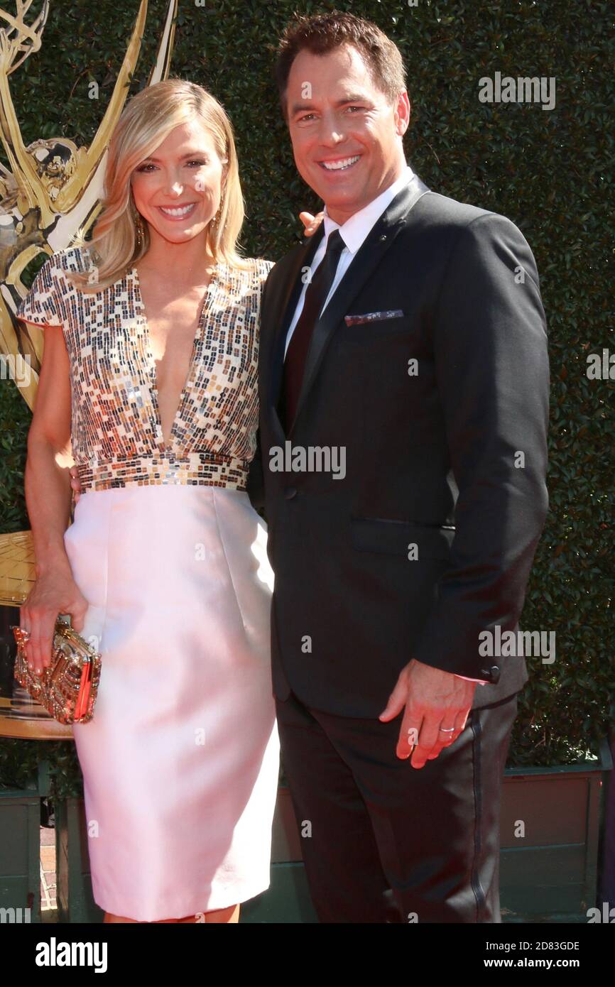 LOS ANGELES APR 30 Debbie Matenopoulos, Mark Steines at the 44th(02)