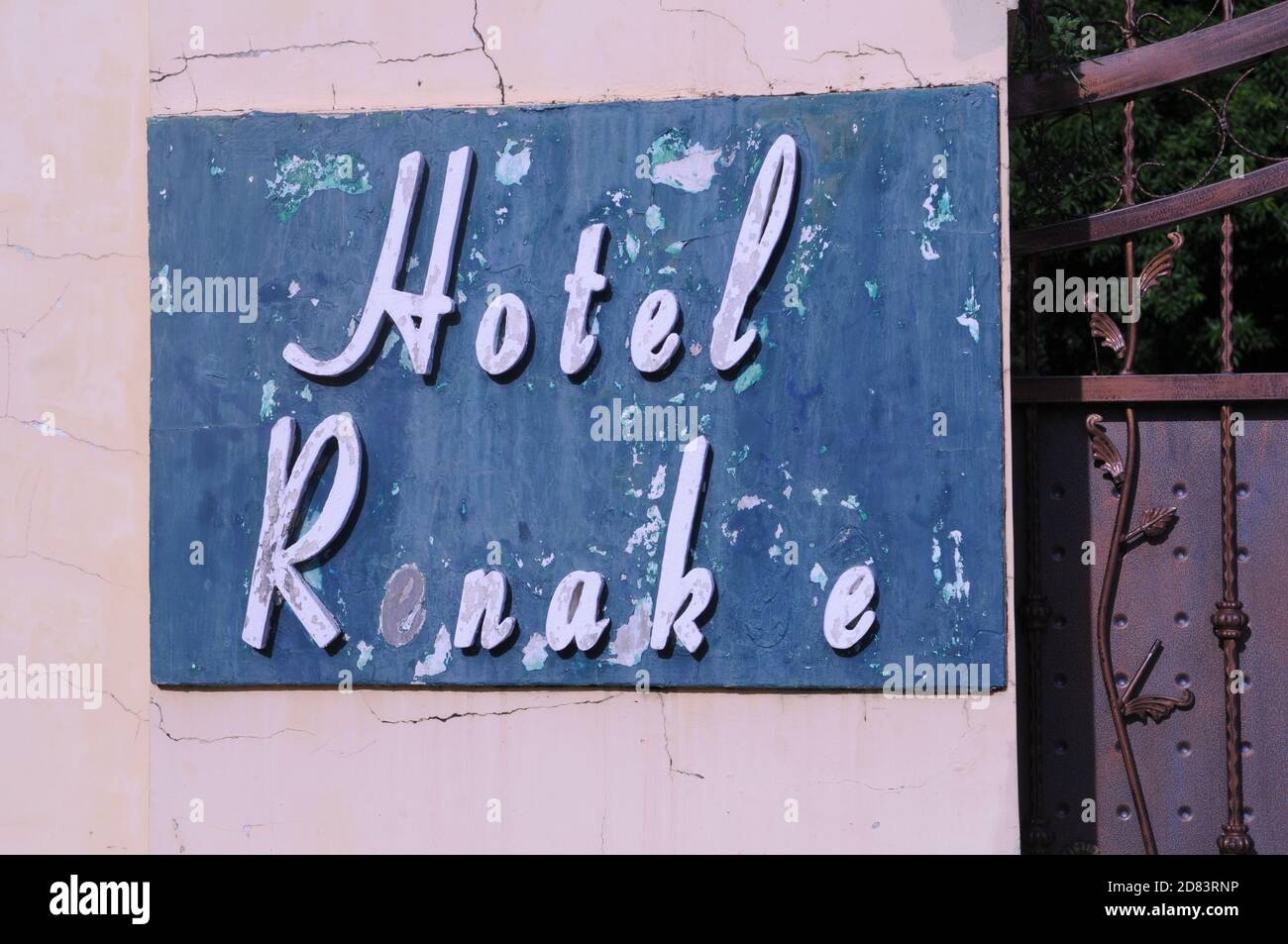 Defunct hotel hi-res stock photography and images - Alamy