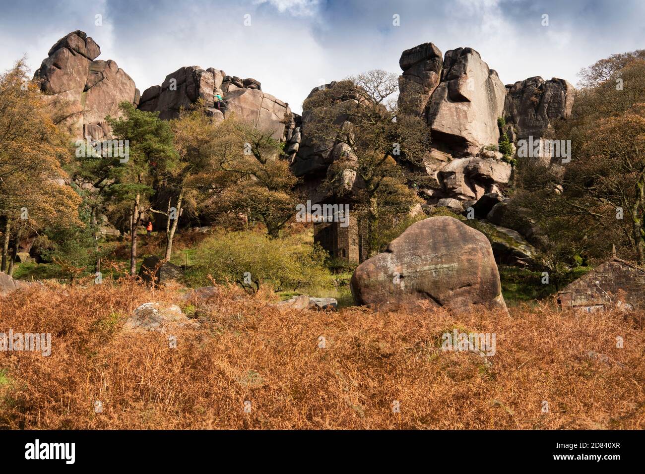 UK, England, Staffordshire, Moorlands, The Roaches, Rockhall Cottage, Don Whillans memorial hut, below rocks Stock Photo