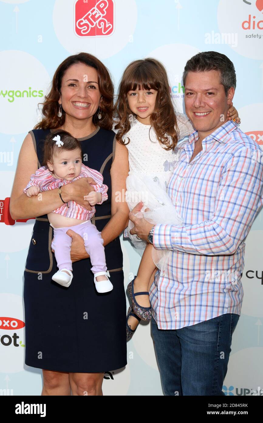 LOS ANGELES - SEP 23: Jenni Pulos, Georgia Nassos, Alianna Nassos