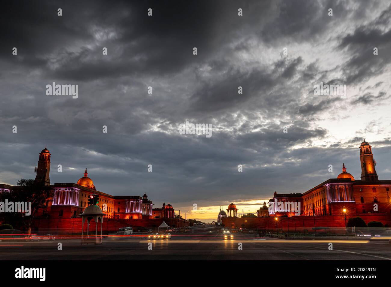 View of the Rashtrapati Bhavan and the administrative buildings of