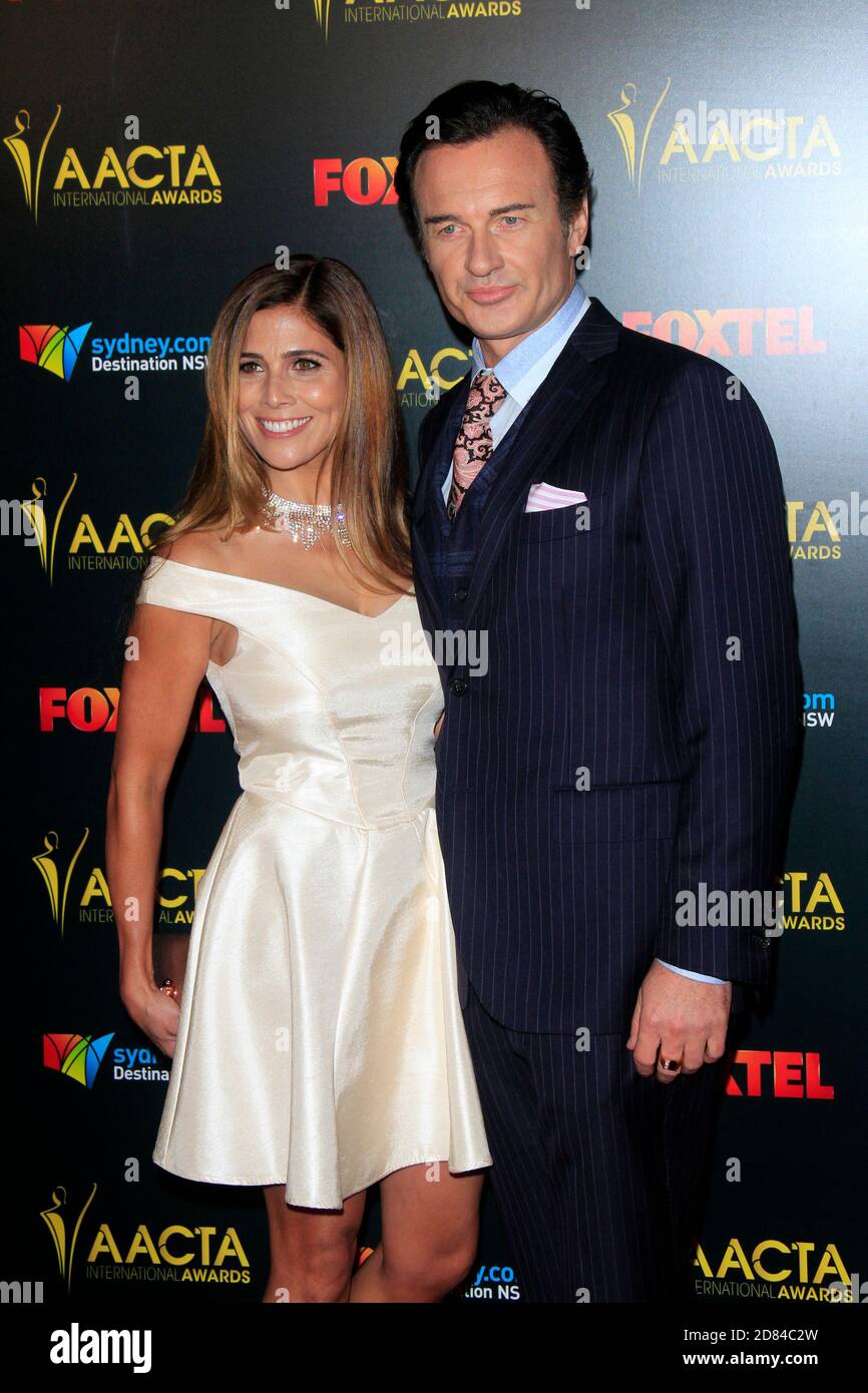Julian Mcmahon And Wife