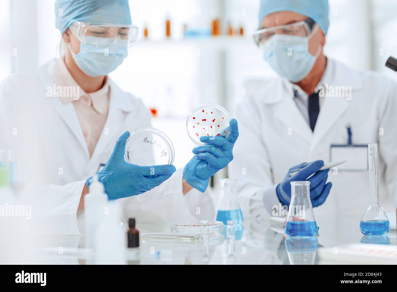 DO MICROBIOLOGISTS STUDY CELLS visual data 8
