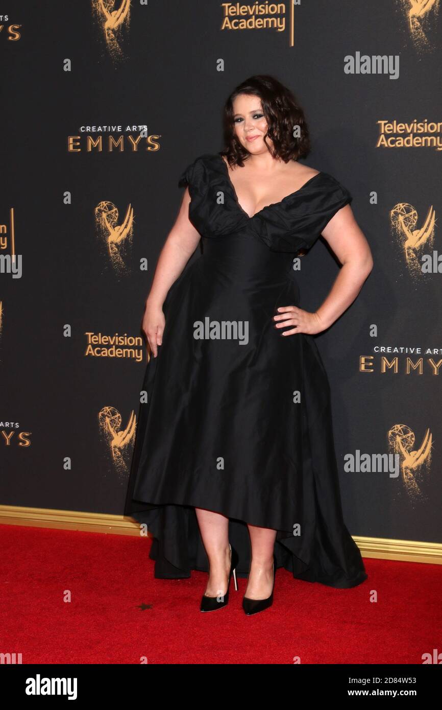 LOS ANGELES - SEP 10: Kether Donohue at the 2017 Creative Arts Emmy ...