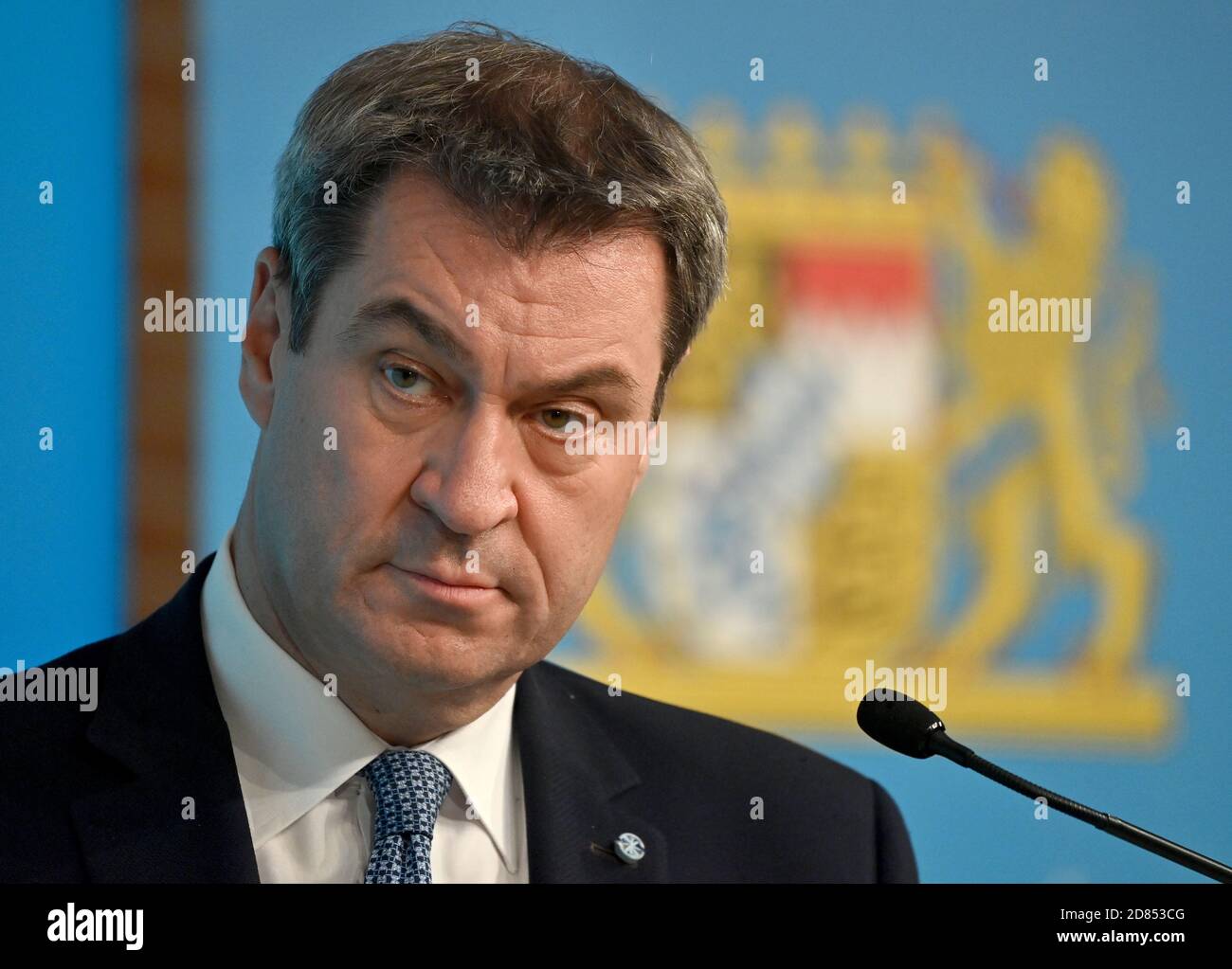 Munich, Germany. 27th Oct, 2020. Markus Söder (CSU), Minister President of Bavaria, will take part in a press conference following the cabinet meeting. Credit: Peter Kneffel/dpa/Alamy Live News Stock Photo