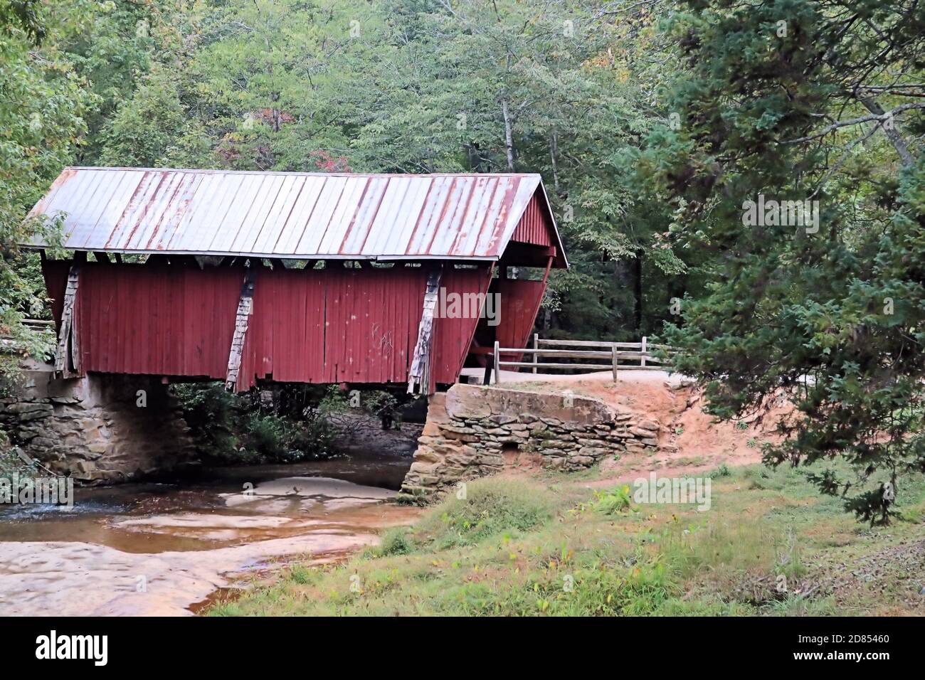 Campbell's covered bridge South Carolina Stock Photo Alamy