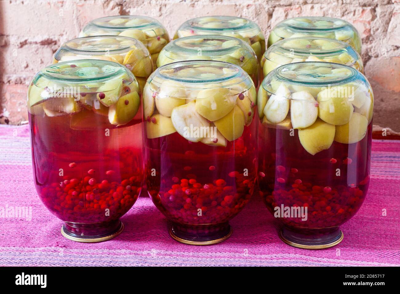 Compot hi-res stock photography and images - Alamy