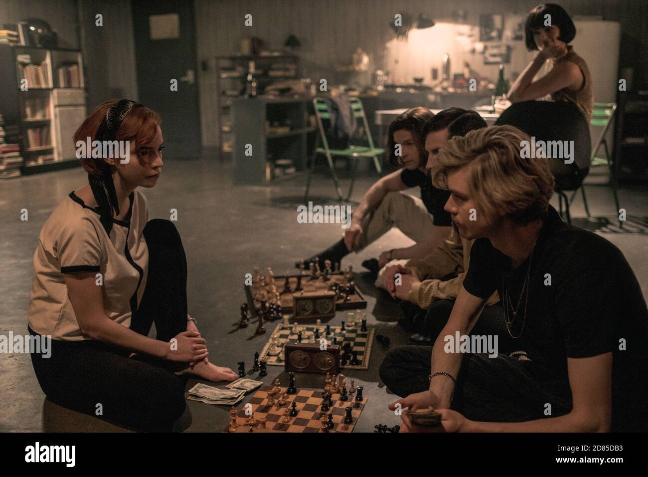 Anya Taylor-Joy, Thomas Brodie-Sangster, "The Queen's Gambit" (2020) Season 1 / Credit: Netflix / The Hollywood Archive Stock Photo