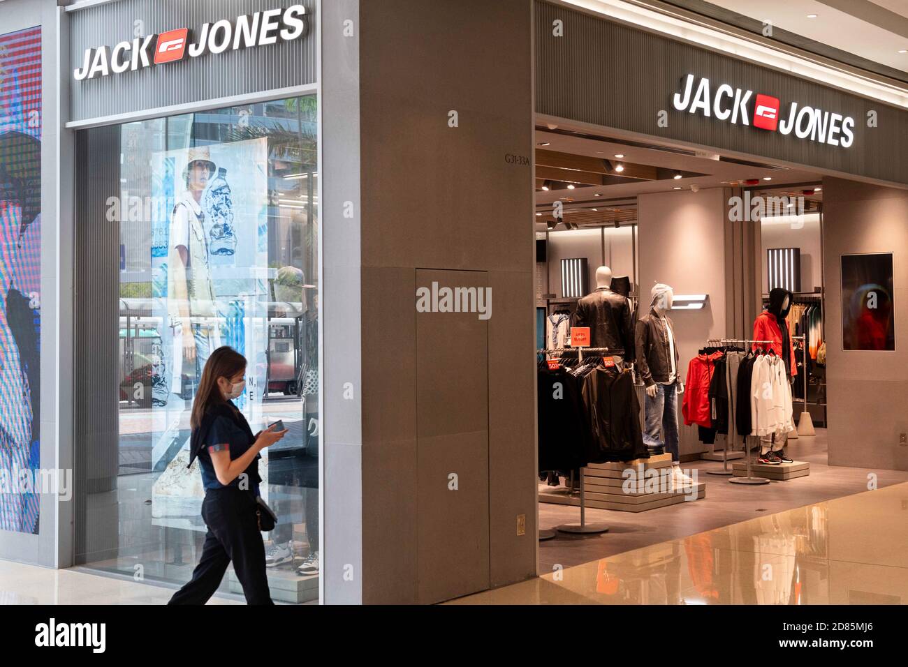 Hong Kong, China. 8th Oct, 2020. Danish fashion clothing brand Jack Jones  store seen in Hong Kong. Credit: Budrul Chukrut/SOPA Images/ZUMA Wire/Alamy  Live News Stock Photo - Alamy