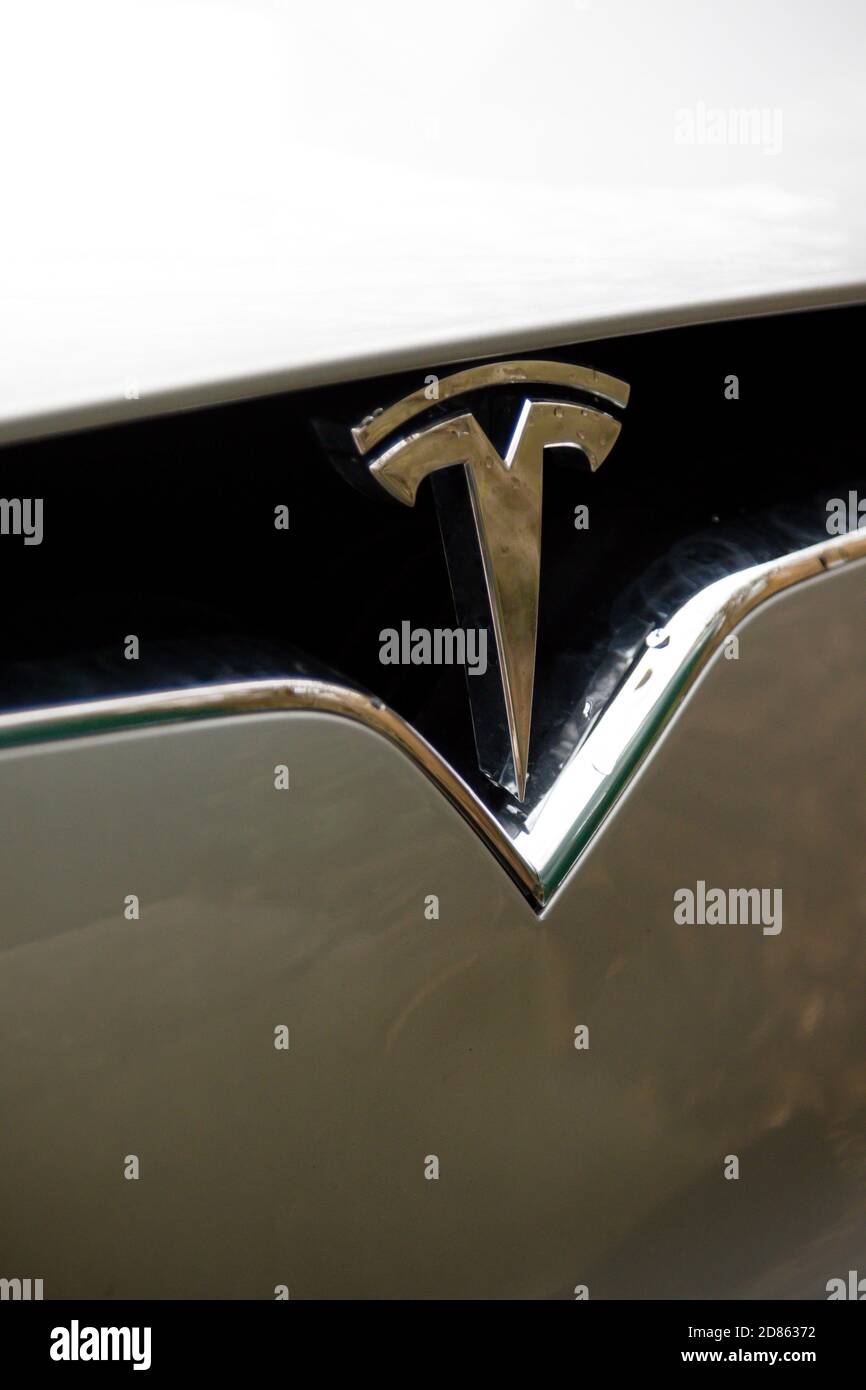 Reading, United Kingdom, 31th March 2018 A Tesla logo on a Model S