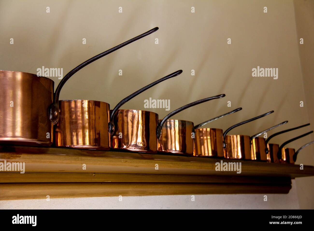 Copper Kitchen Pots Stock Photo Alamy