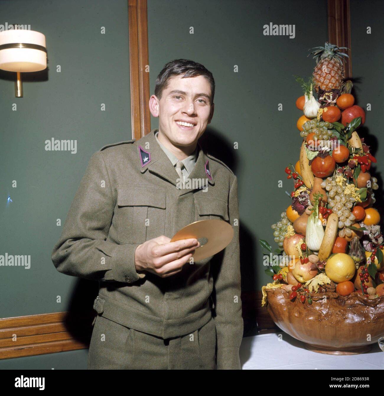 Durante il servizio militare hi-res stock photography and images - Alamy