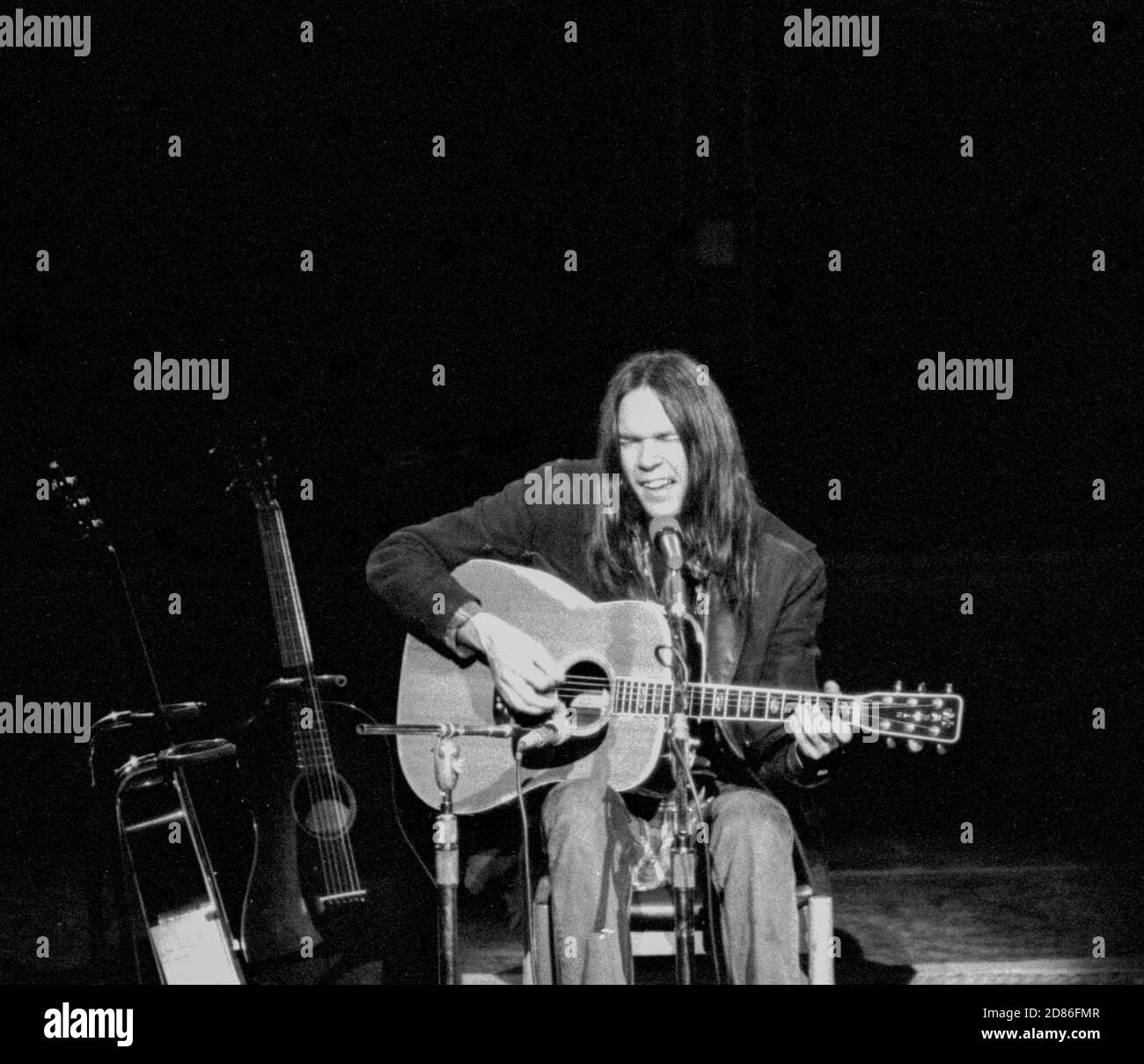 Neil Young 1971 Journey Through The Past Solo Tour Neil Young, Royal(01)
