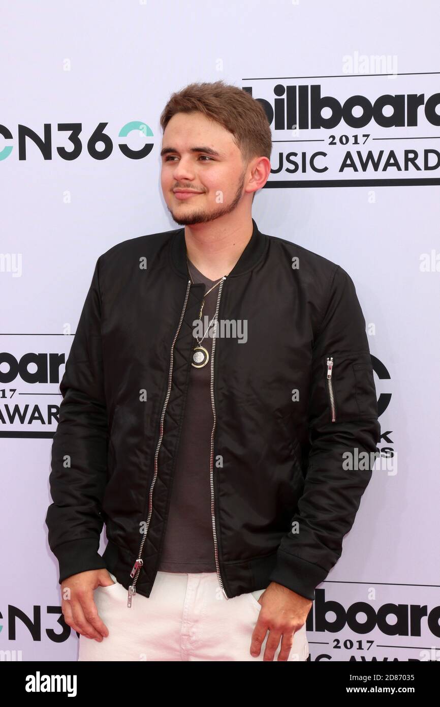 LAS VEGAS MAY 21 Prince Michael Jackson at the 2017 Billboard Music