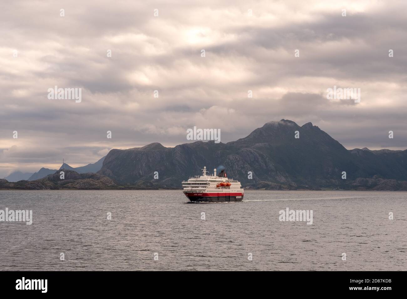 Ship MS Kong Harald, Bolga, Nordland, Norway, Scandinavia, Europe, adventure voyage, mountains, mountainside, ridge, rocky coast, rock faces, tourism, Stock Photo