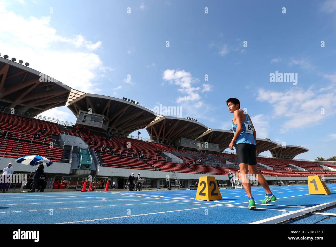 Tokyo Japan 27th Oct Yuki Kawauchi Athletics Tokyo Athletics Middle Distance Challenge Men S 800m At Komazawa Olympic Park General Sports Ground In Tokyo Japan Credit Yohei Osada Aflo Sport Alamy Live