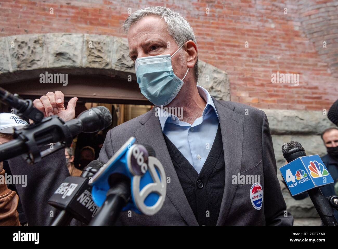 Early voting ymca armory hires stock photography and images Alamy