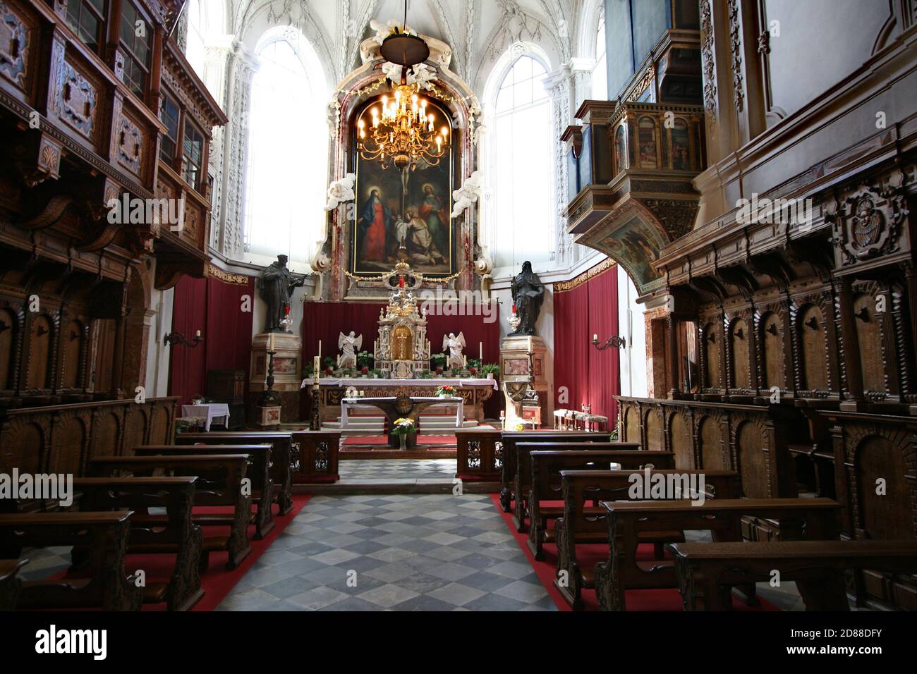 High altar and choir stalls of the Court Church (Hofkirche), Innsbruck, Tyrol, Austria Stock Photo