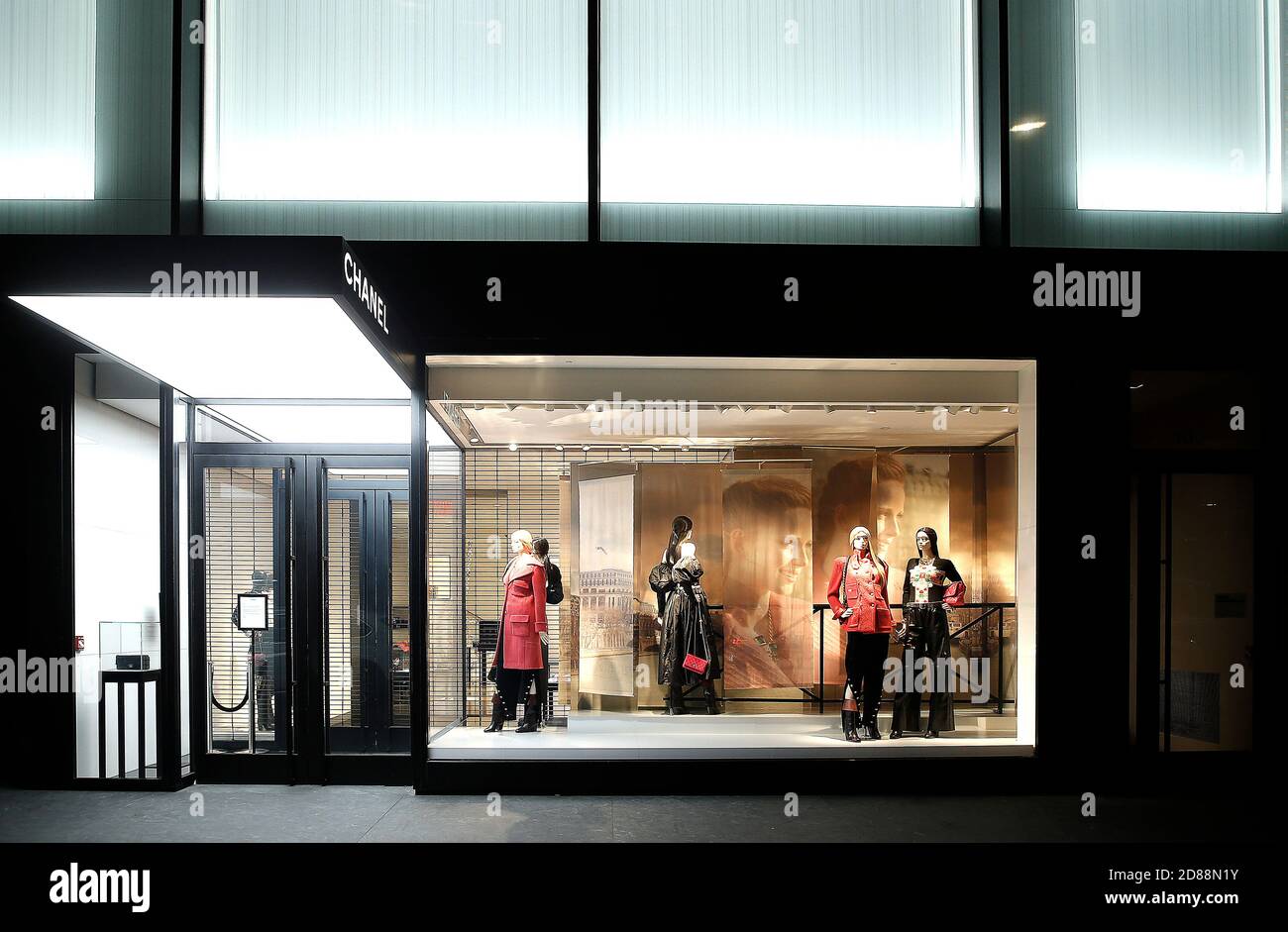 Chanel stores Milwaukee - Clothing store ※2023 TOP 10※ near me