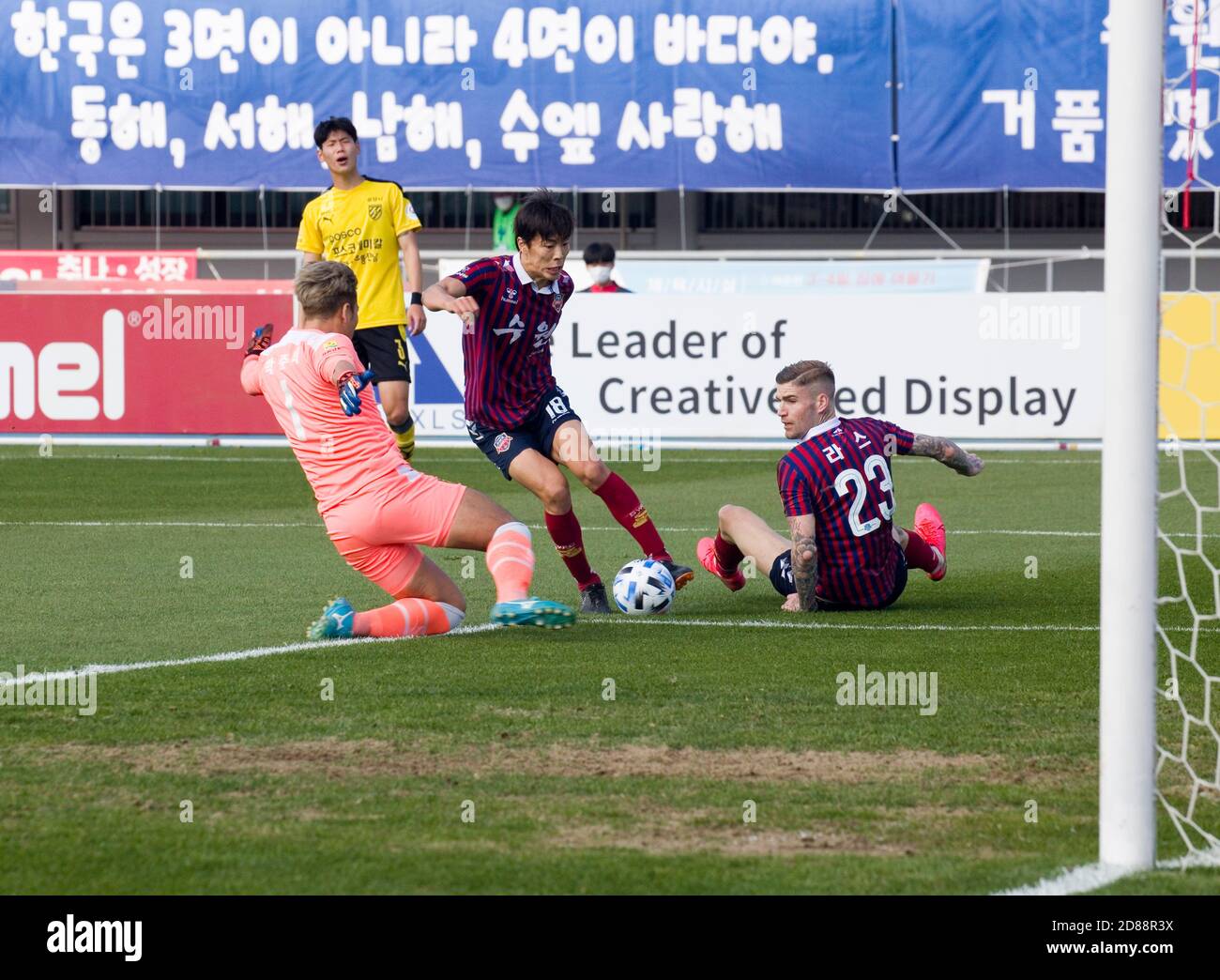 Seoul, South Korea. 18th Oct, 2020. (L-R, front row) Goalkeeper Park Jun-Hyuk (Jeonnam Dragons FC), Masatoshi Ishida (Suwon FC), Lars Veldwijk (Suwon FC), Oct 18, 2020 - Football/Soccer : South Korea's 2020 K League 2 Round 24 match between Suwon FC 3-4 Jeonnam Dragons FC at Suwon Stadium in Suwon, south of Seoul, South Korea. Credit: Lee Jae-Won/AFLO/Alamy Live News Stock Photo