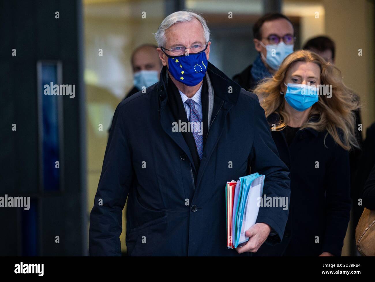 London, UK. 28th Oct, 2020. EU Chief negotiator, Michel Barnier, leaves his hotel to continue EU negotiations with David Frost. Credit: Mark Thomas/Alamy Live News Stock Photo