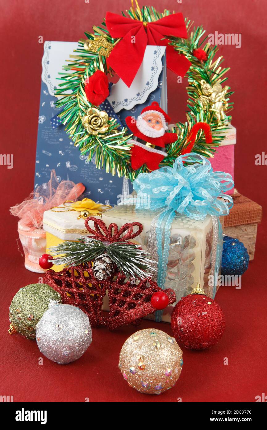 christmas gift box Stock Photo - Alamy