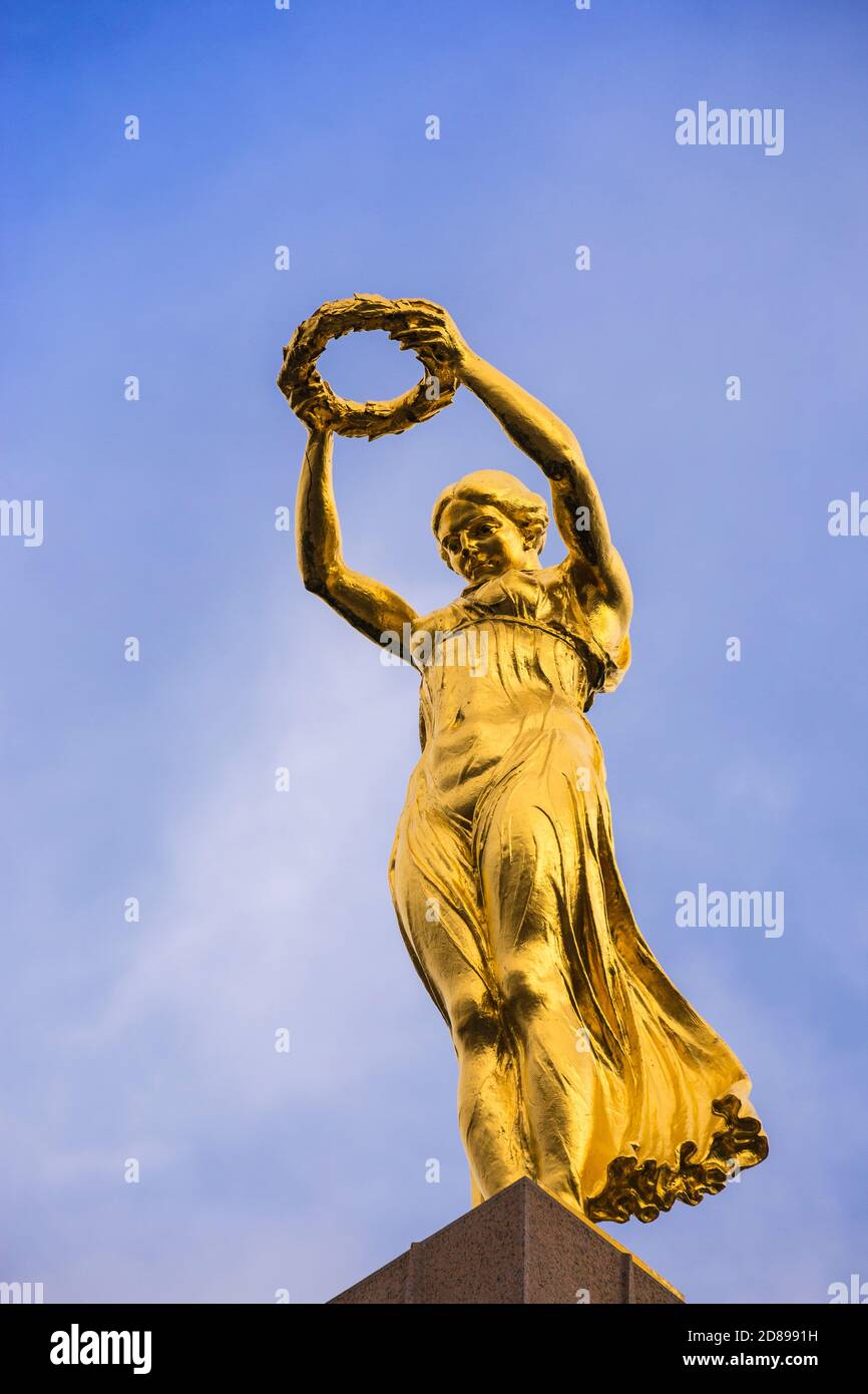 Luxembourg, Luxembourg City, Gelle Fra - Golden Lady monument Stock Photo