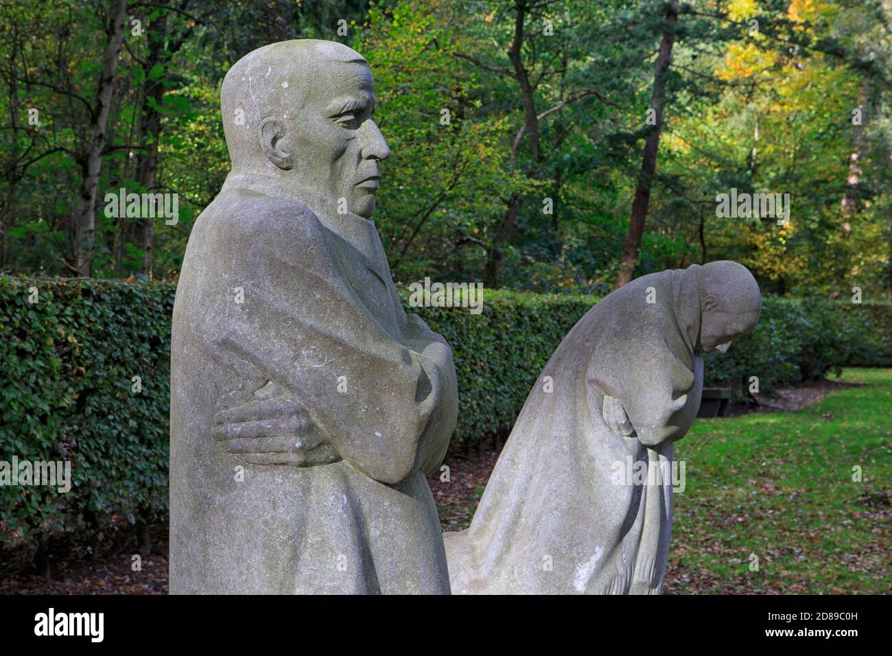 The Grieving Parents by Käthe Kollwitz (1867-1945) at Vladslo German war cemetery - Deutscher Soldatenfriedhof Vladslo in Diksmuide, Belgium Stock Photo
