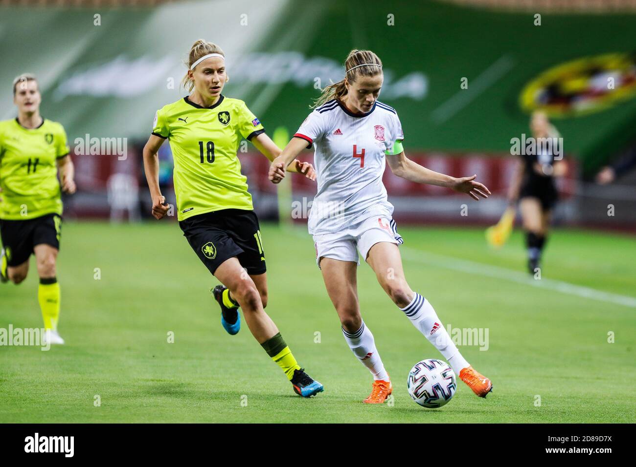 Paredes of Spain and Kamila Dubcova of Czech Republic during the UEFA Women's Euro 2022, qualifying football match between Spain and Czech Republic  C Stock Photo
