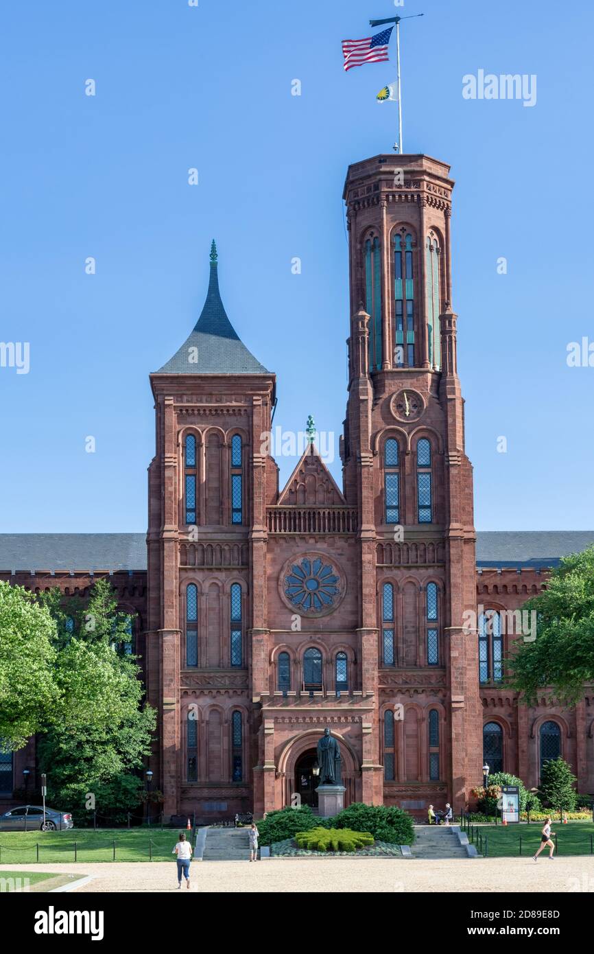 File:Smithsonian Building NR.jpg - Wikimedia Commons