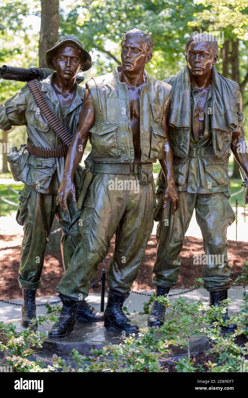 Frederick Hart's Three Servicemen (The Three Soldiers) Vietnam veterans memorial in Constitution Gardens, Washington DC Stock Photo