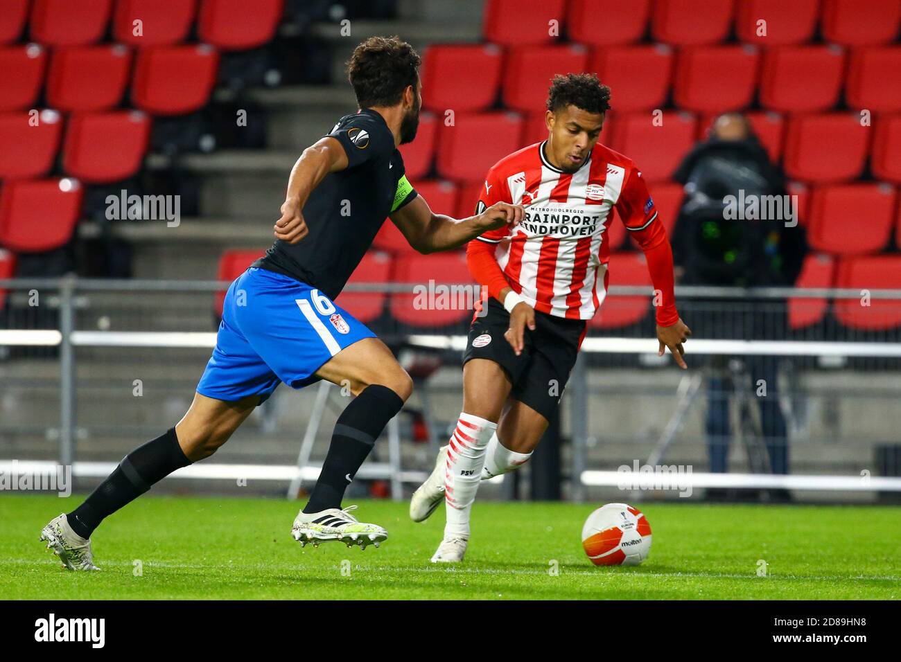 Donyell Malen of PSV Eindhoven and German of Granada during the UEFA Europa League, Group Stage, Group E football match between PSV Eindhoven and Gr C Stock Photo
