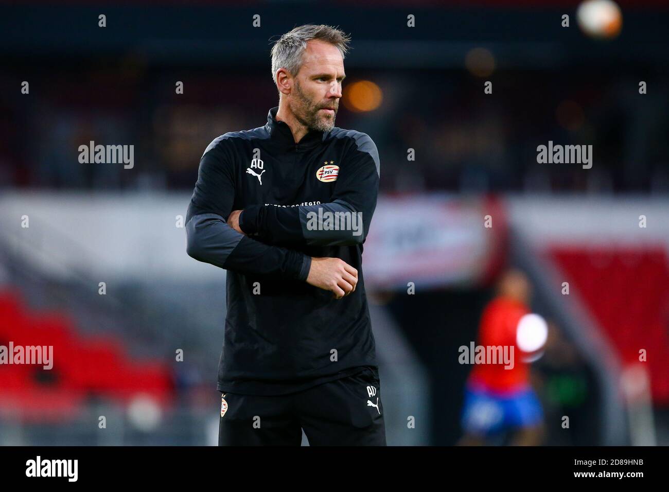 Assistant coach Andre Ooijer of PSV Eindhoven before the UEFA Europa League, Group Stage, Group E football match between PSV Eindhoven and Granada C C Stock Photo