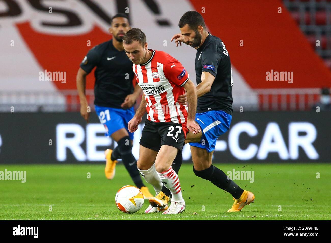 Mario Gotze of PSV Eindhoven, Maxime Gonalons of Granada during the UEFA Europa League, Group Stage, Group E football match between PSV Eindhoven an C Stock Photo