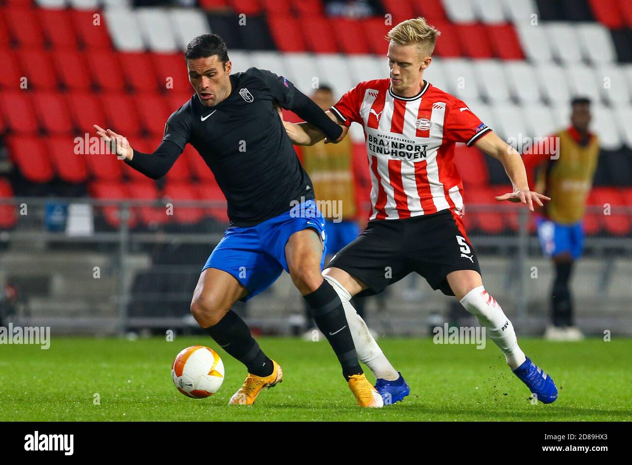 Jorge Molina of Granada, Timo Baumgartl of PSV Eindhoven during the UEFA Europa League, Group Stage, Group E football match between PSV Eindhoven an C Stock Photo