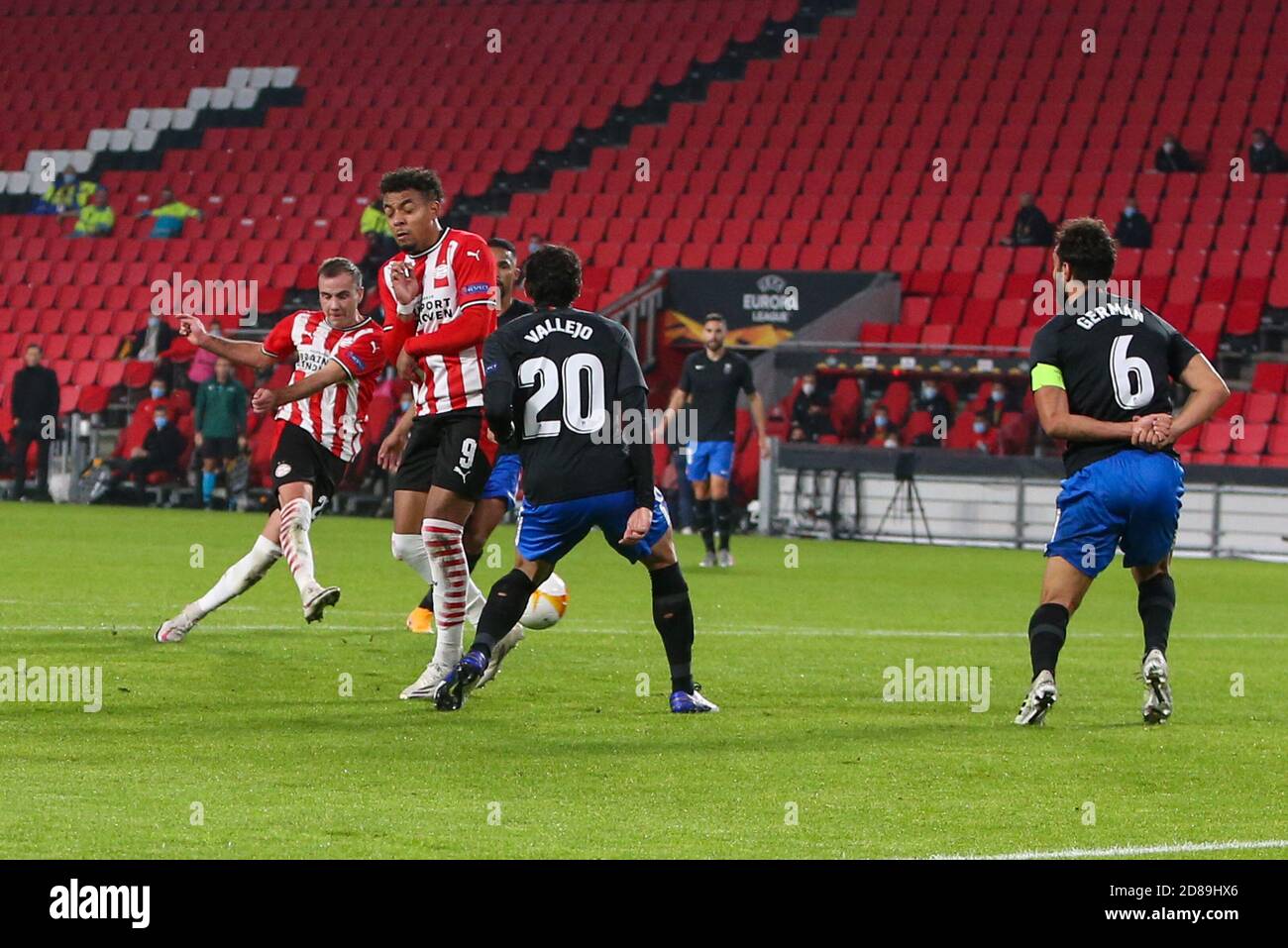 Mario Gotze of PSV Eindhoven shoots to score 1-0 during the UEFA Europa League, Group Stage, Group E football match between PSV Eindhoven and Granad C Stock Photo