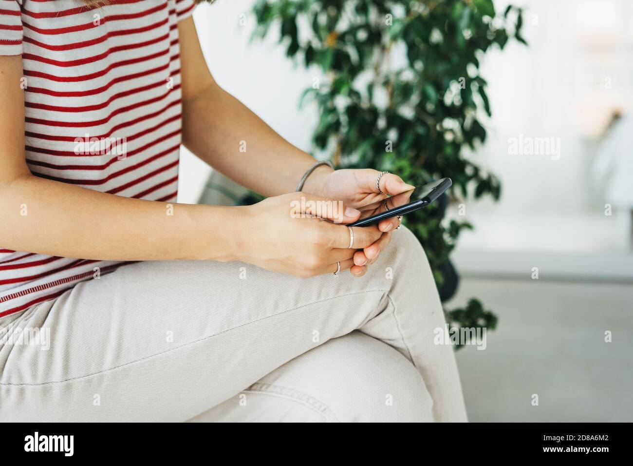 Some Using Using A Cell Phone Girl using mobile device browsing hi-res stock photography and images ...