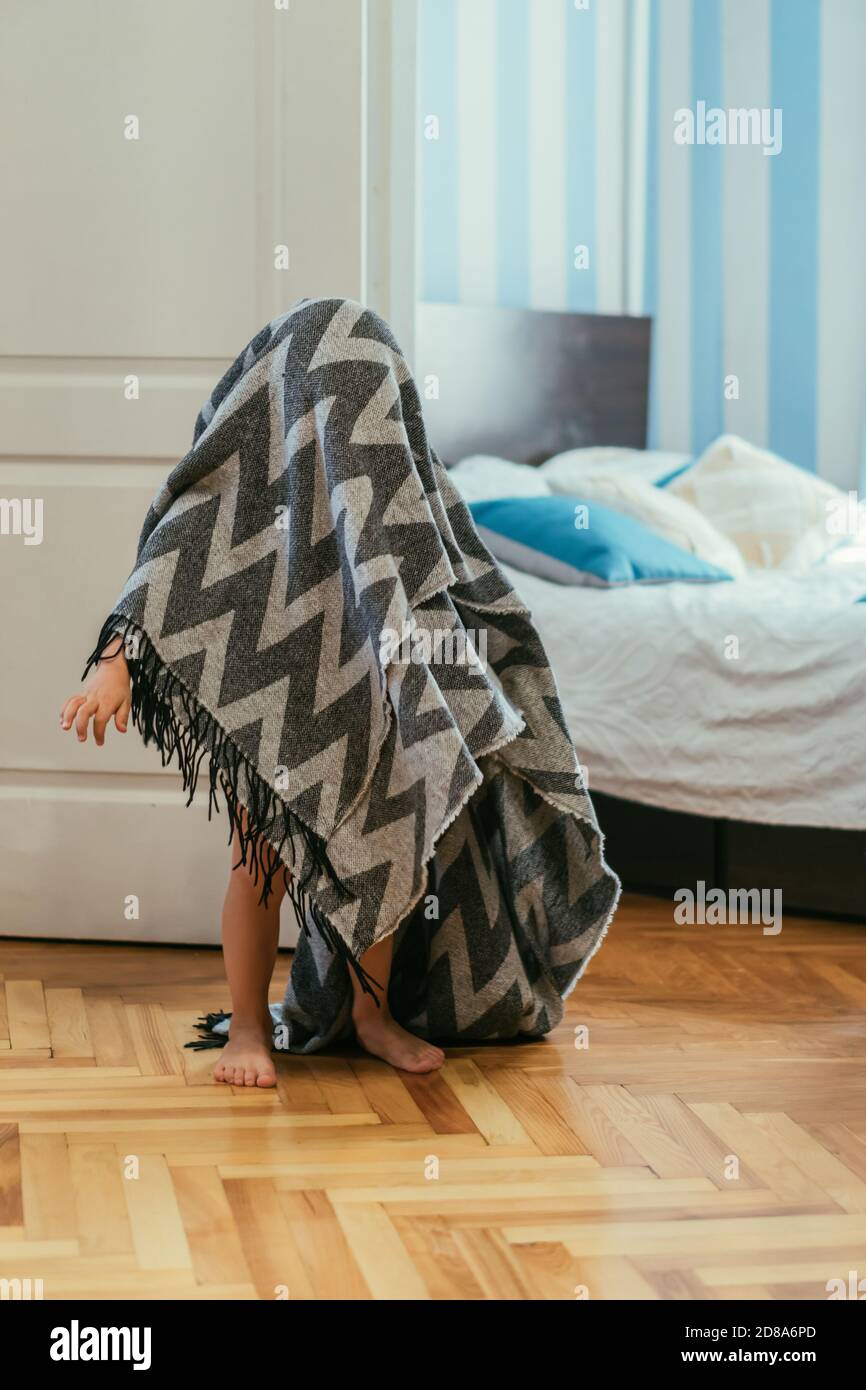 Barefoot boy kid hires stock photography and images Alamy