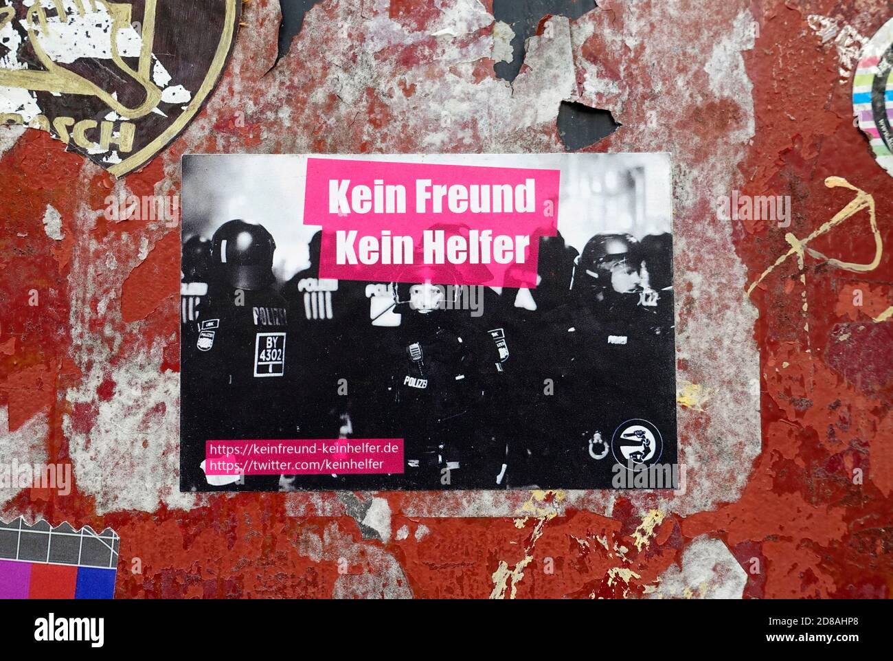 No Friend Vector Sign Sticker, Police, no friend, no help, Berlin, Germany Stock Photo - Alamy