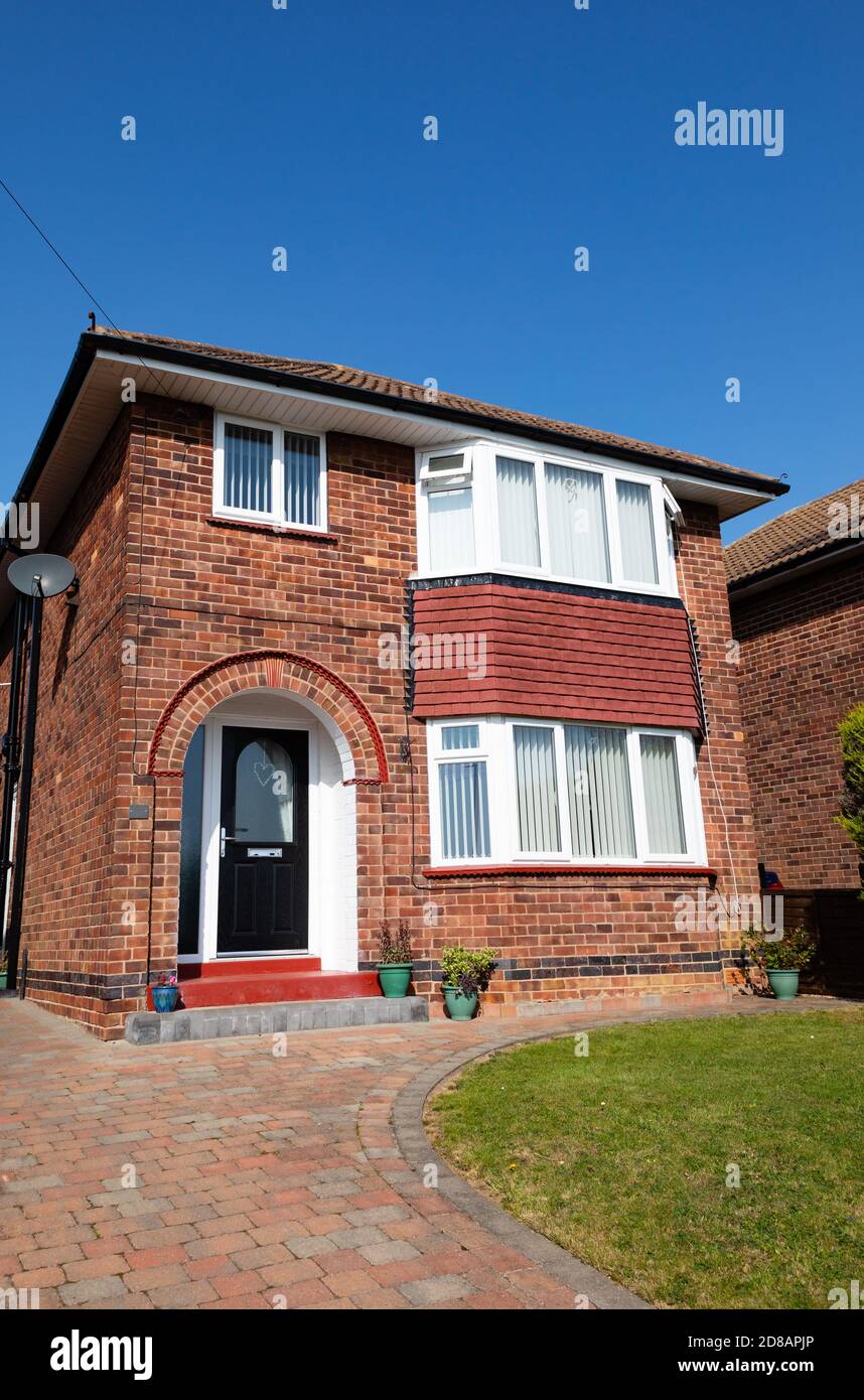 photo 1950S House Styles Uk https www alamy com typical british 1950s detached barretts house image383782638 html